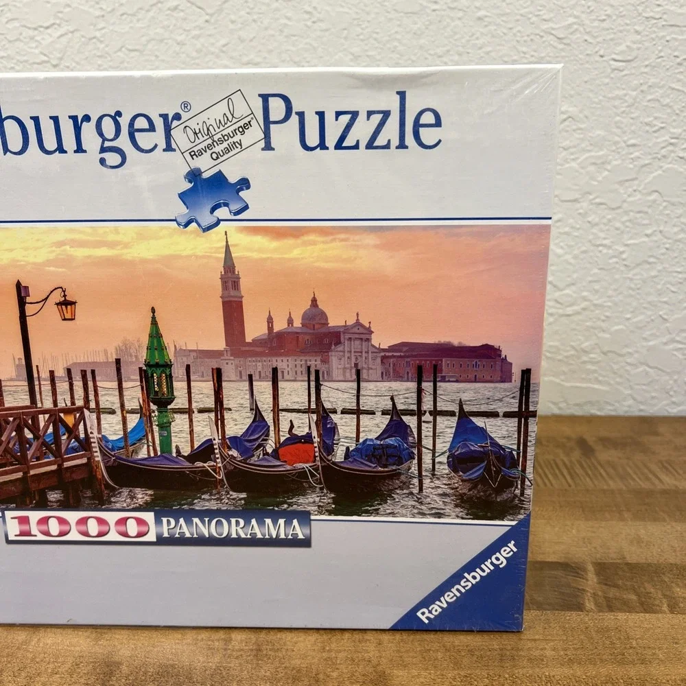 NEW Ravensburger Premium Puzzle 1000 Pieces Gondolas in Venice Panorama